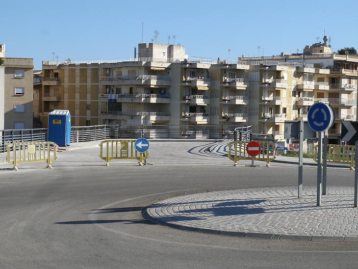 New raillings off the roundabout